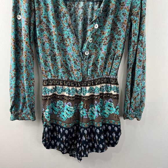 MIMI CHICA Turquoise Floral Print Roll Tab Sleeve V-Neck Button Down Romper Sz S - Picture 3 of 8